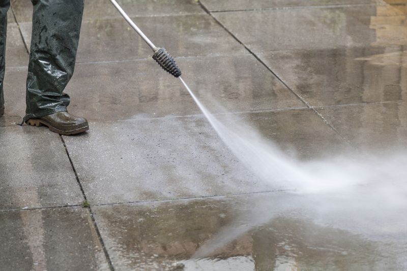 Clean Walkway with Pressure Washing